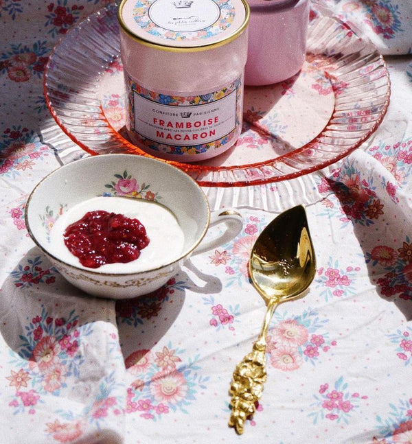 Coffret Fête des Mères Les Petites Cuillères de Juliette X Confiture Parisienne Framboise Macaron